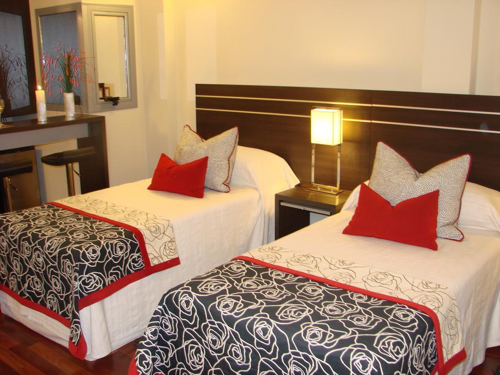 Zoom Apartments Hotel Córdoba Habitación foto